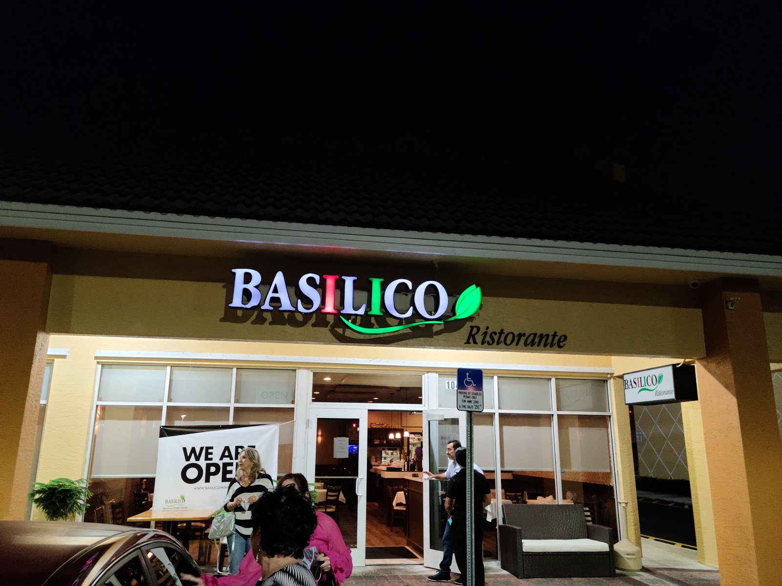 Italian Restaurant Basilico Ristorante Miami Doral Airport