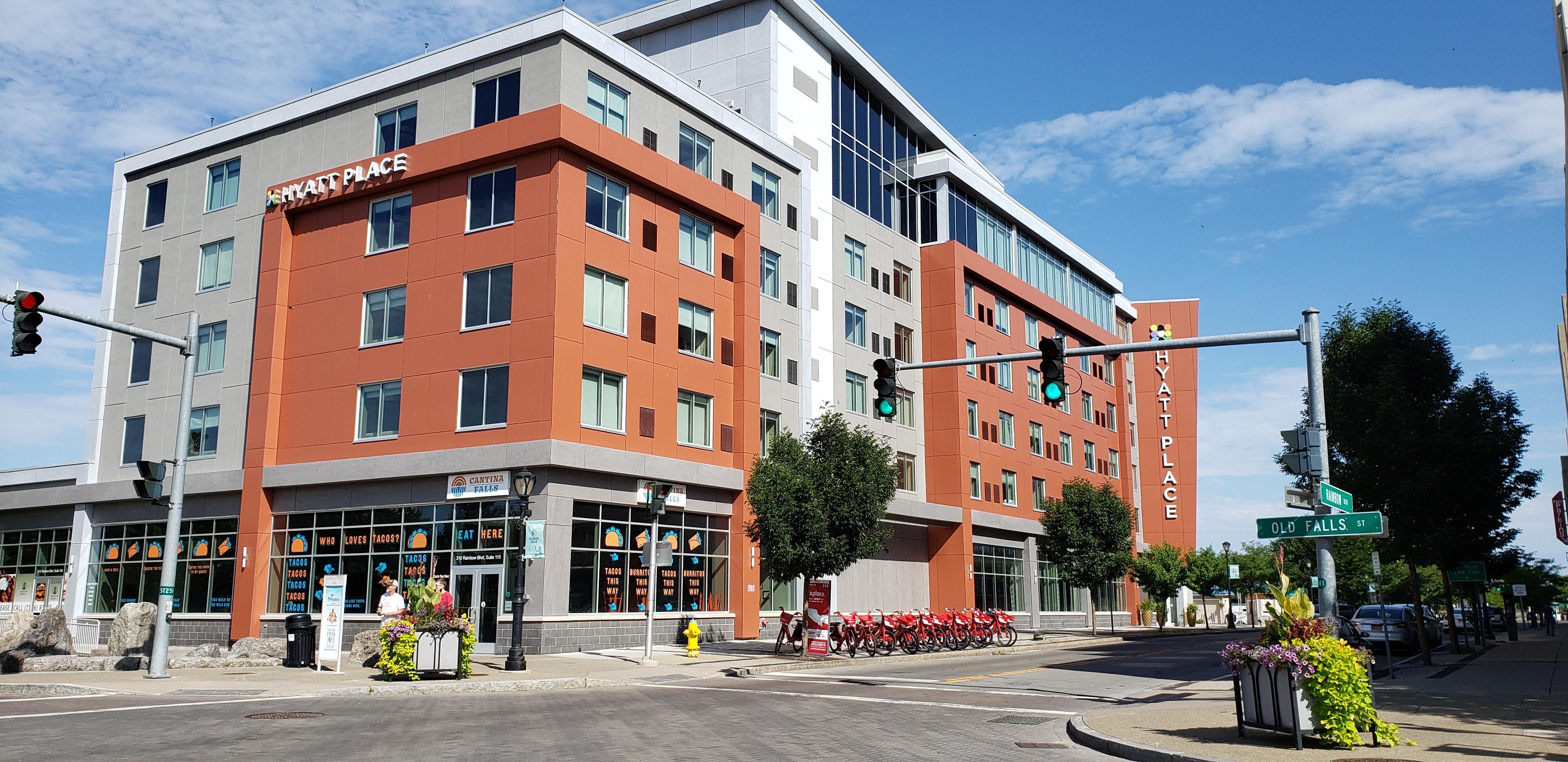 Commuting to Niagara Falls from New York City doreen the explorer