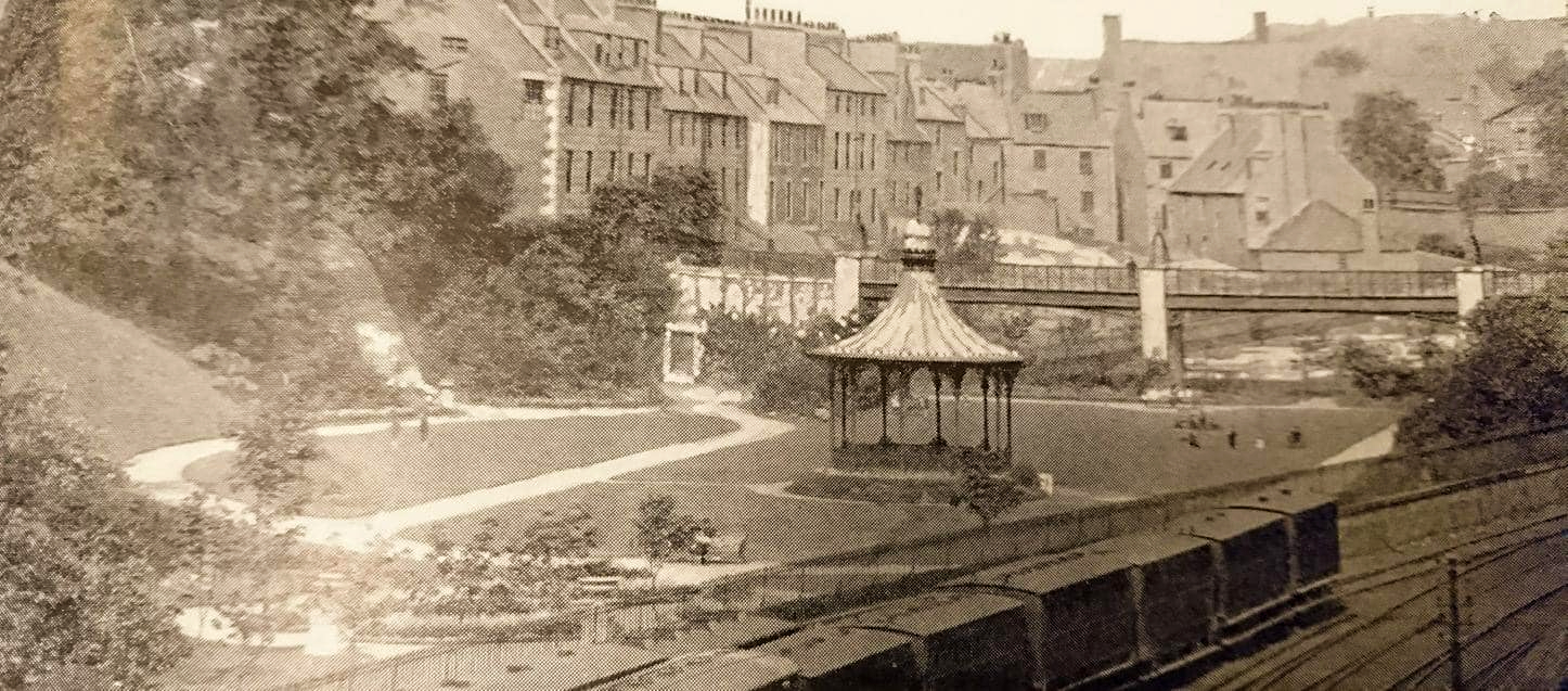 Denburn Doric Columns