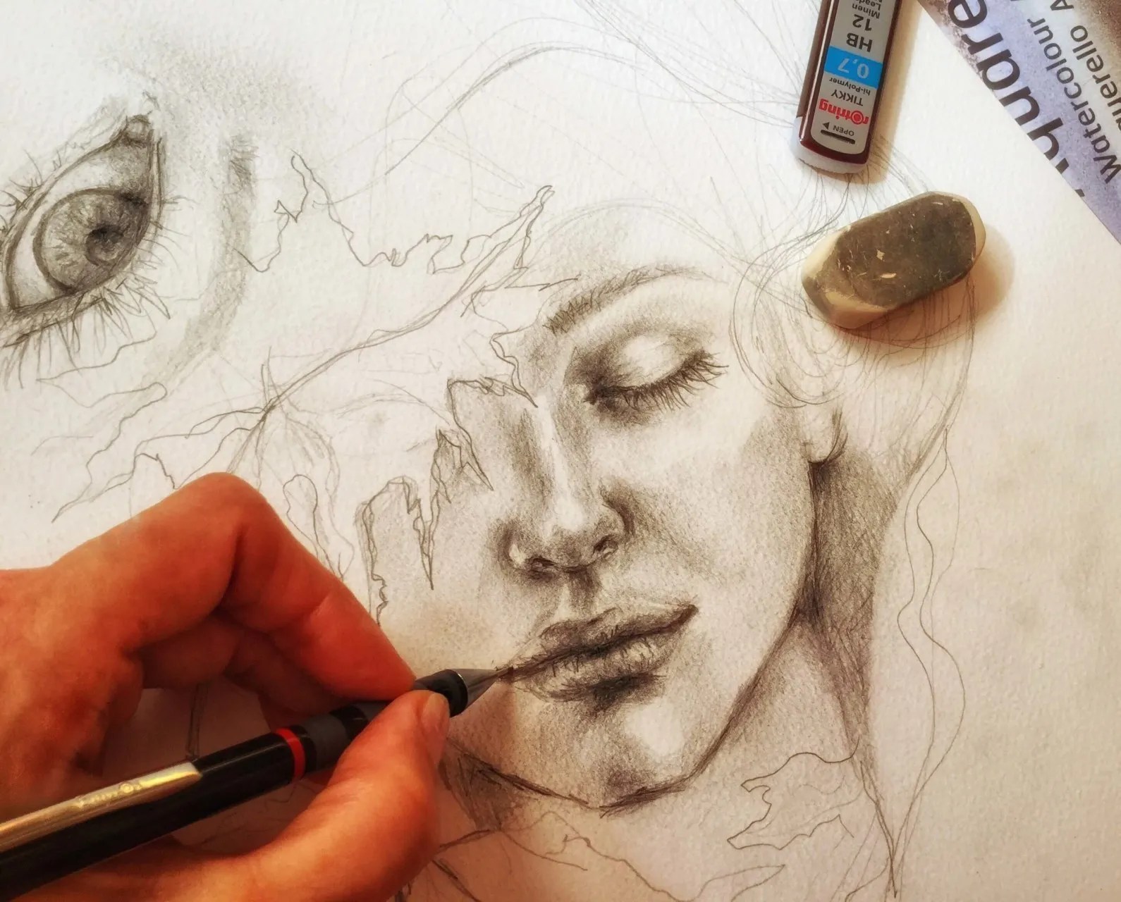 Dessin Croquis Dessin Sur Papier Dessins Crayon