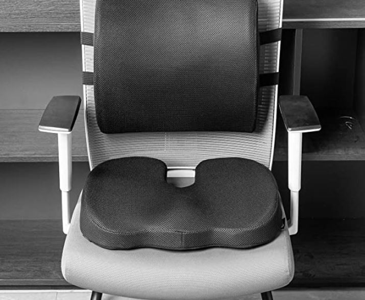 The Best College Seat Cushion for Dorms & Classes Dorm Essentials