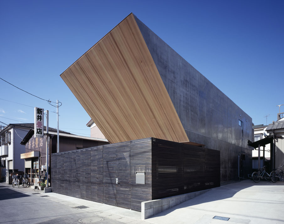 House Looks Like a Star Wars Sandcrawler Designs & Ideas on Dornob