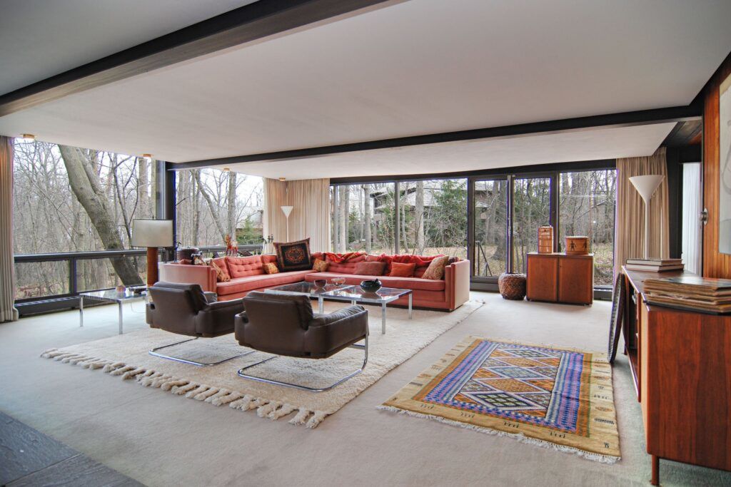 Modern Classic Famous Ferris Bueller Film House for Sale Designs