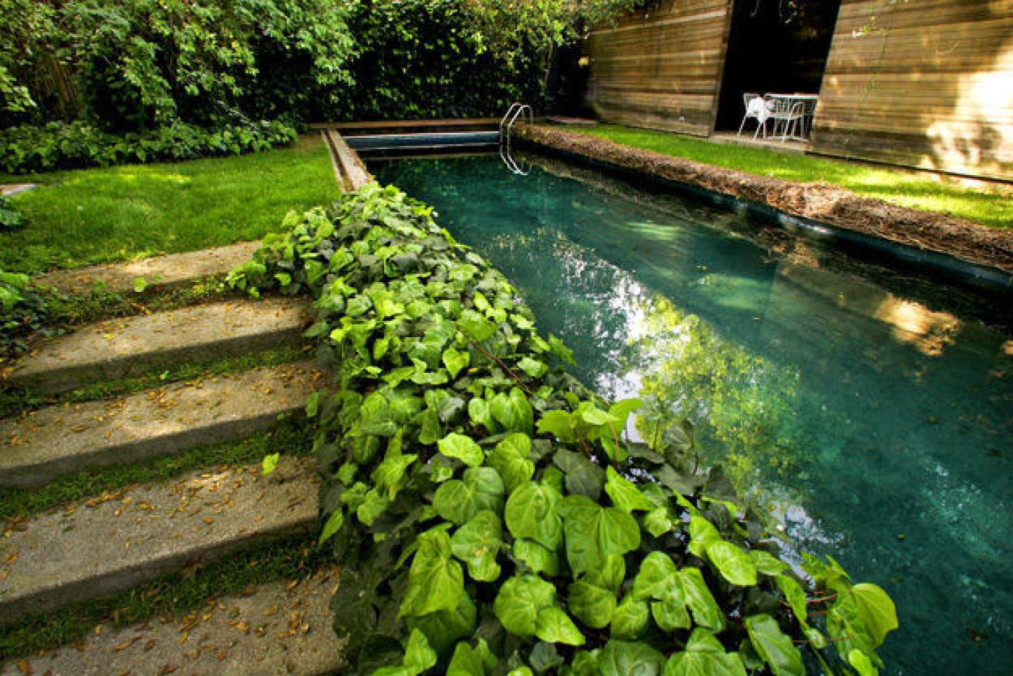 MultiLevel Glass Cliff Home in Rustic Canyon Designs & Ideas on Dornob