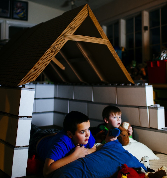 Interlocking Cardboard Blocks Let Kids Build Intricate Forts Designs & Ideas on Dornob