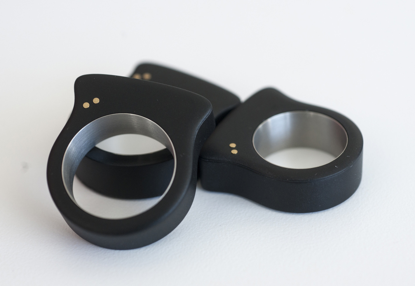 Control Gadgets With a Ring Designs & Ideas on Dornob