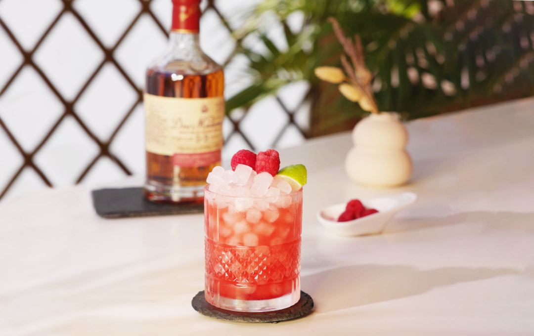 Knickerbocker dark rum cocktail Recipe and Ingredients