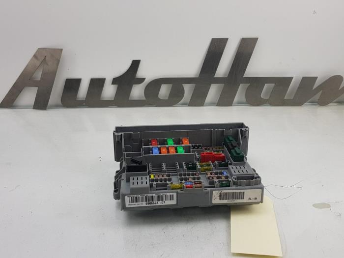 1991 BMW 318i Fuse Box Diagrams
