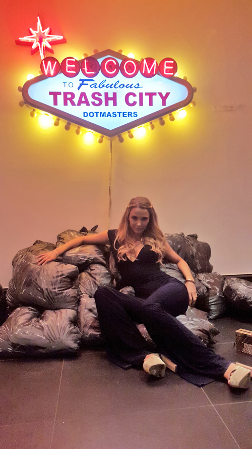 Exhibitionist hotel – Dotmaster