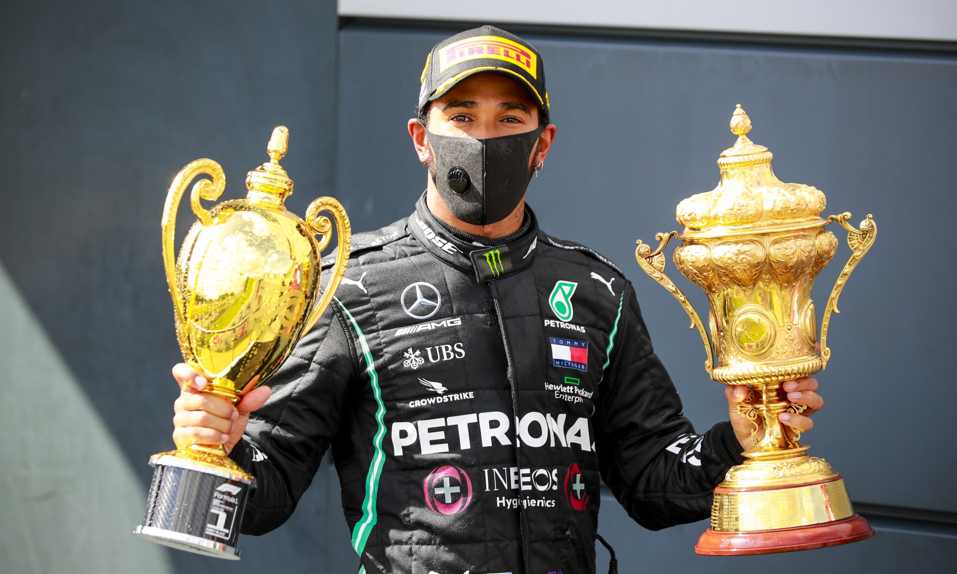 Lewis Hamilton ReSigns With MercedesAMG F1 For 2021 Double Apex