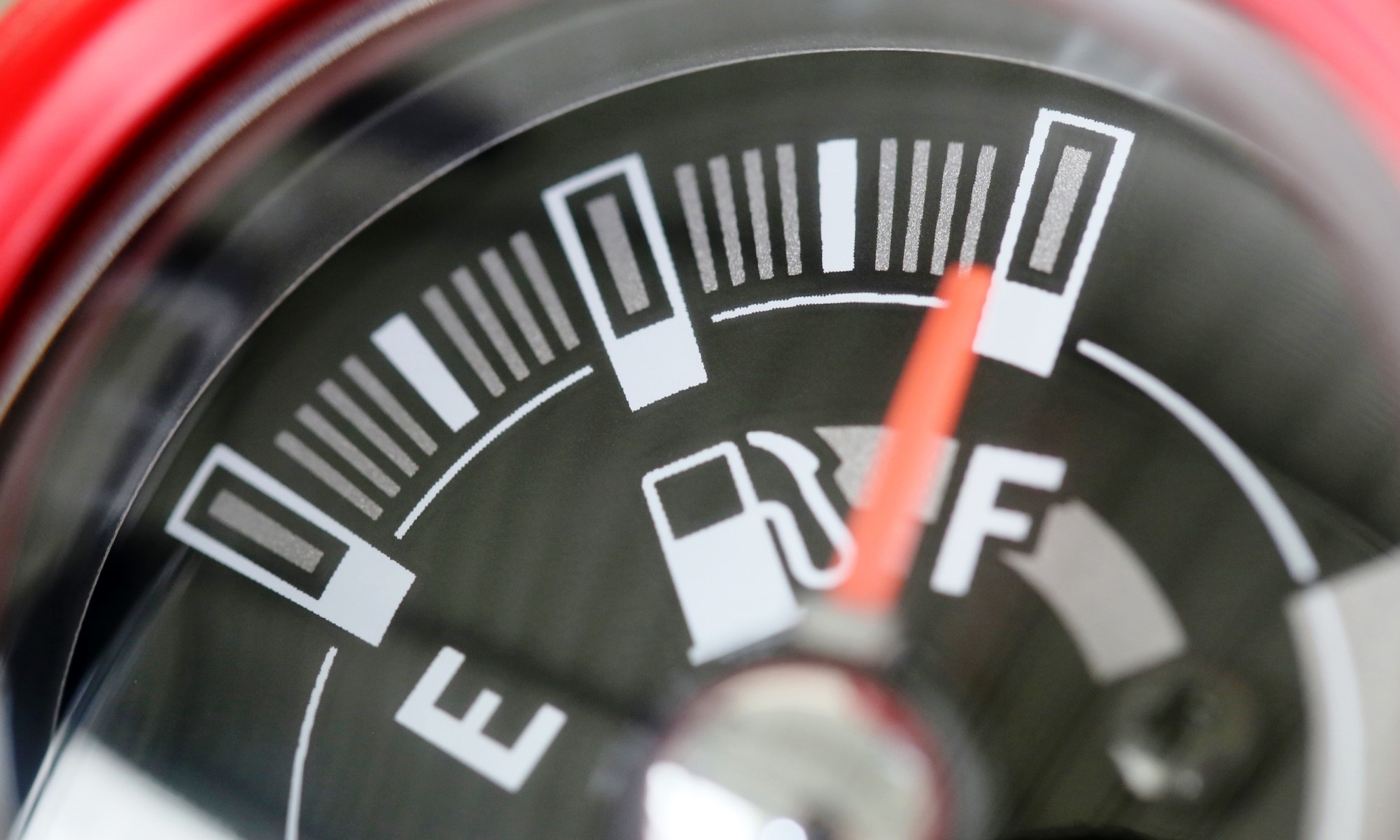 Fuel saving tips brought to us by Nissan to use on the road this December