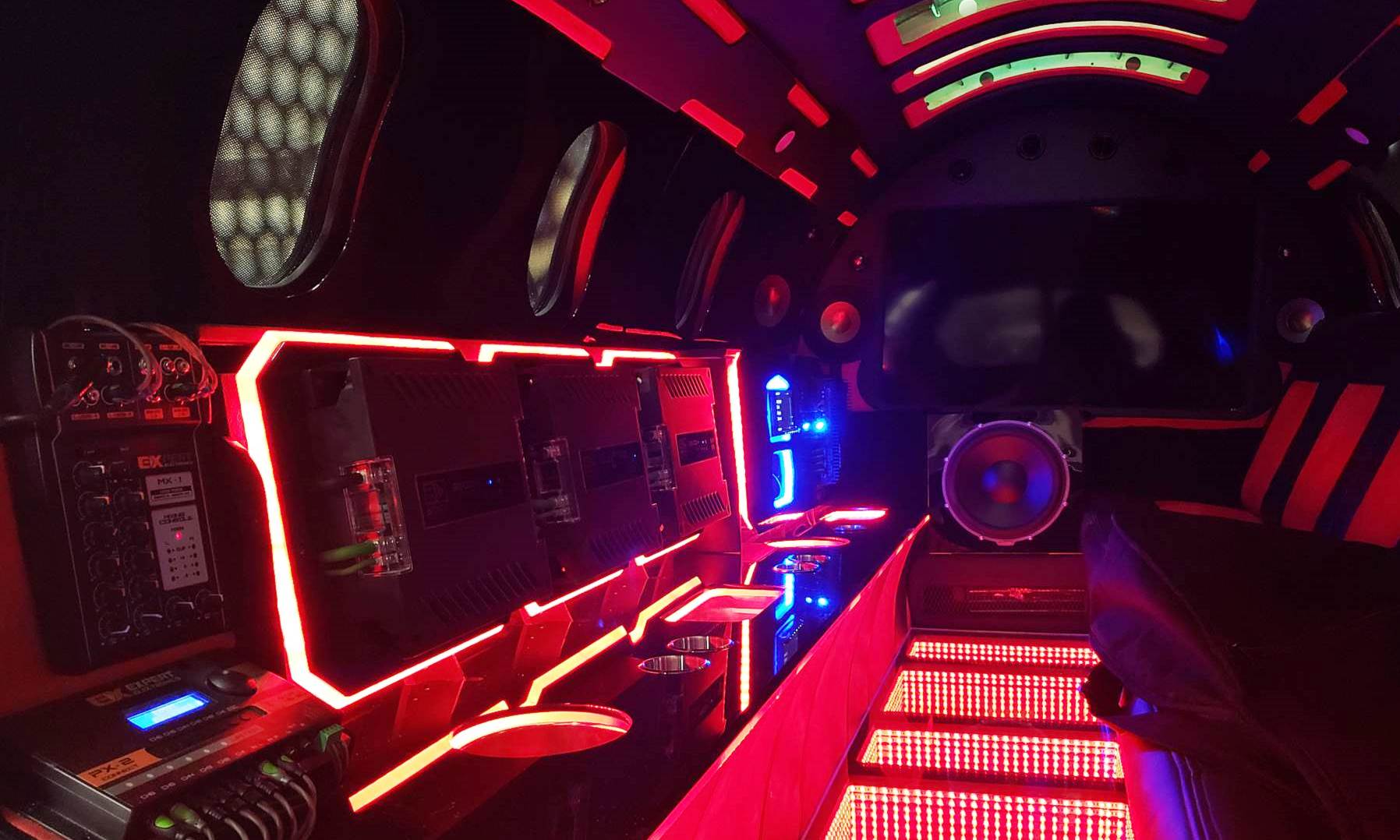 LimoJet is oneoff streetlegal Lear jetbased limousine