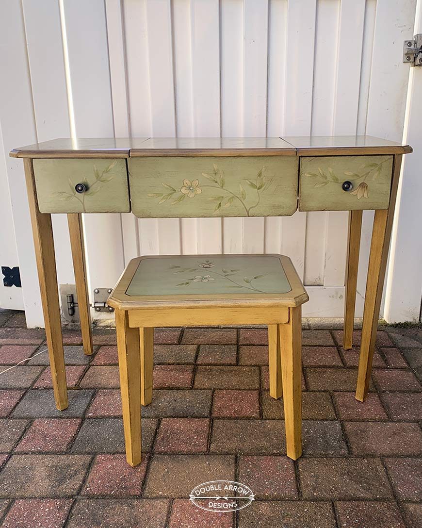 Painted Desk That Is Perfect For A First Apartment Double Arrow Designs