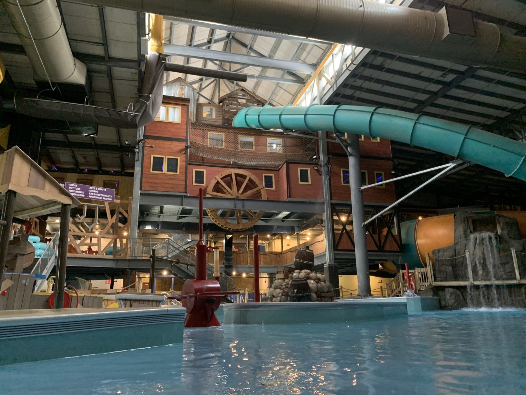 Gold Rush Waterpark Double JJ Resort