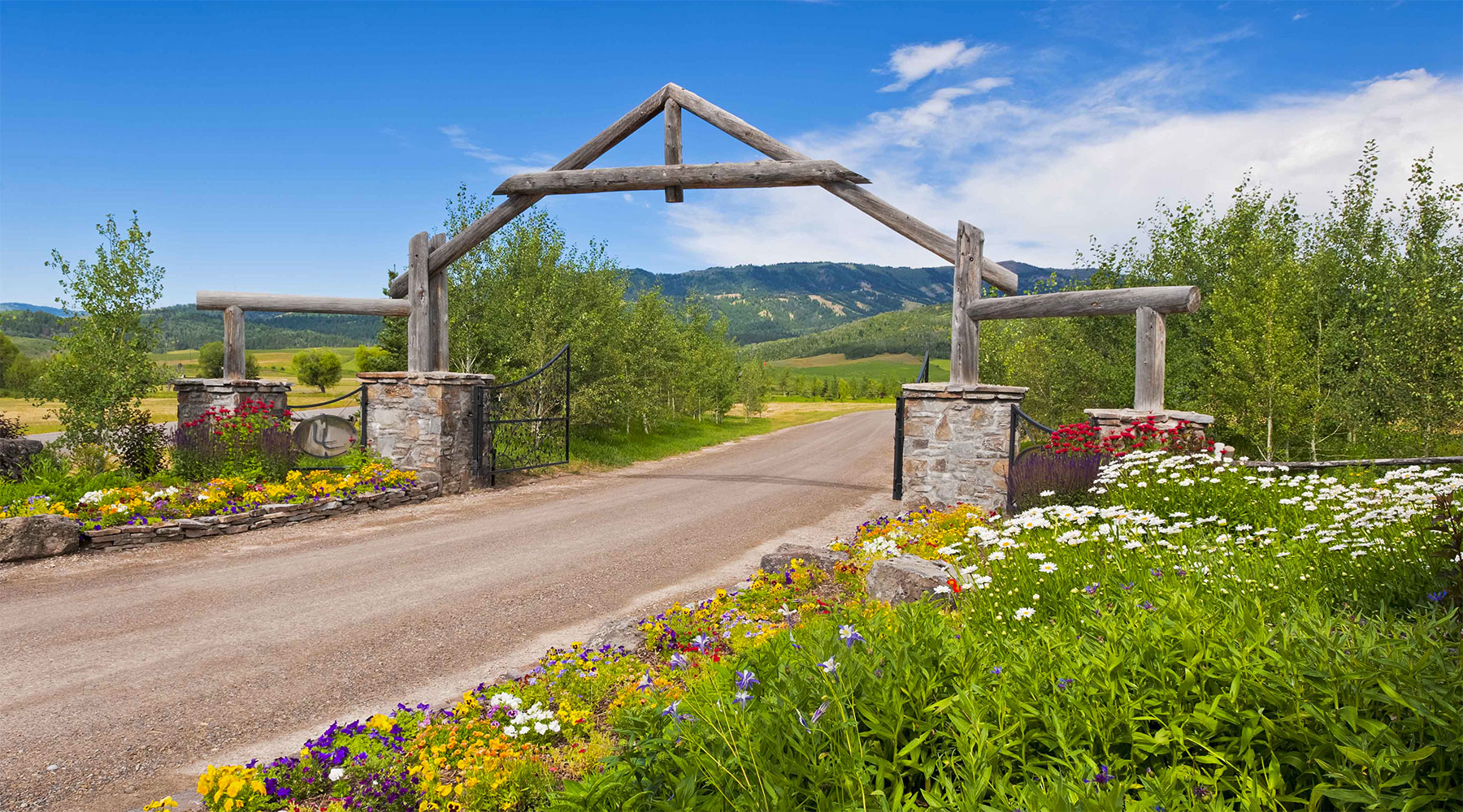 Stunning Homes in Double L Ranch Freedom, Wyoming