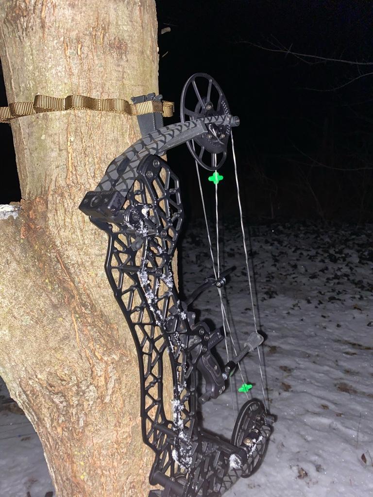 Bow Hangers Eastern Woods Outdoors