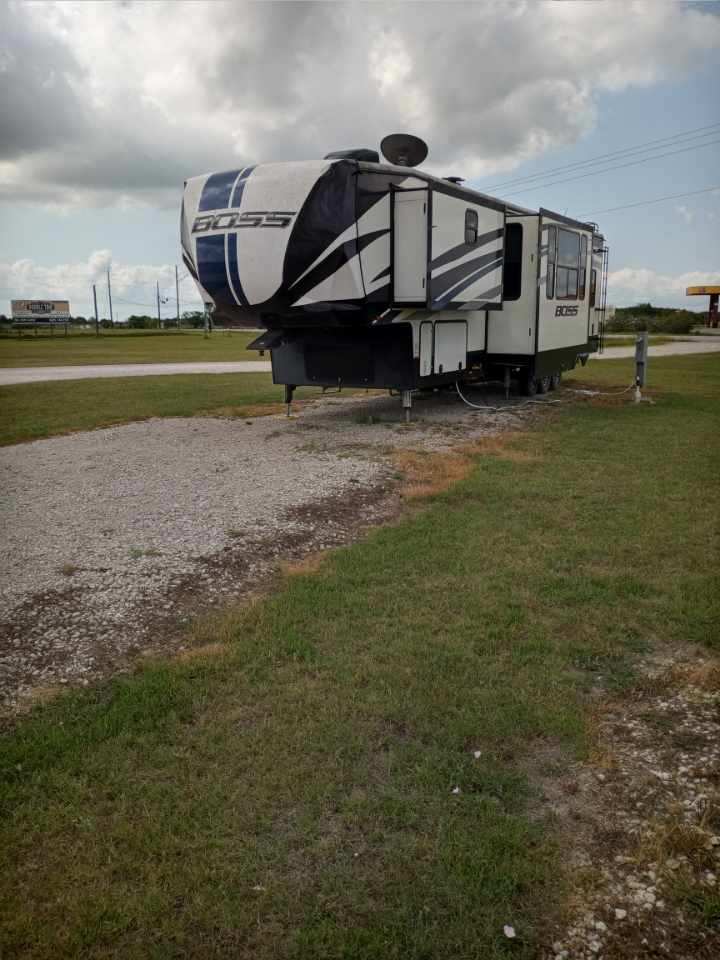 DoubleTime RV Park Alvin Texas Best amenities in RV Park Alvin