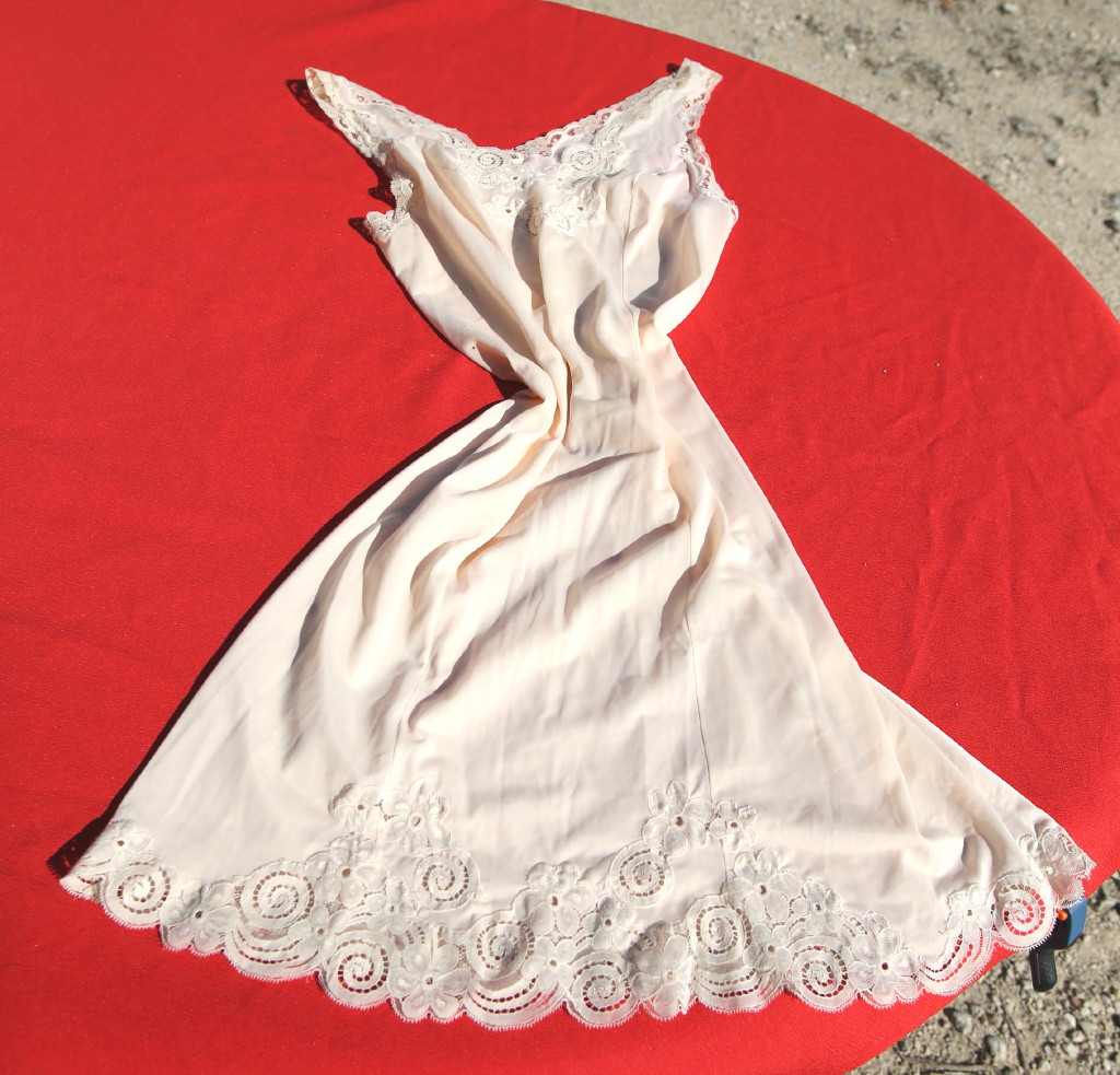 combinaison fond de robe nylon vintage dentelle taille 44 DoubsOccase