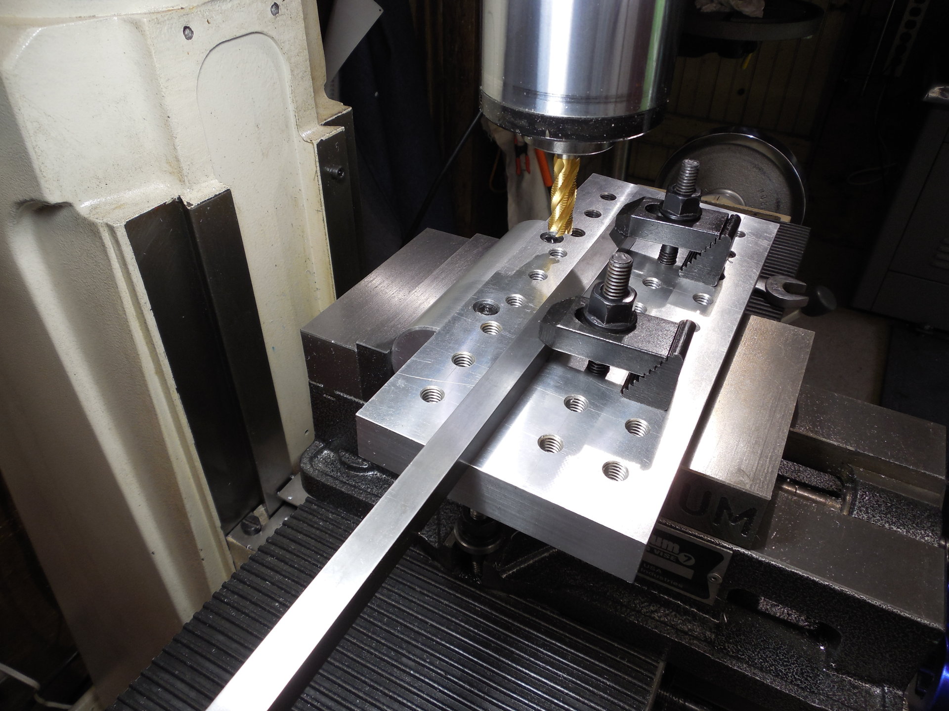 Grizzly G0678 Knee Mill DRO Install Y Axis · Not Another Home Shop Blog