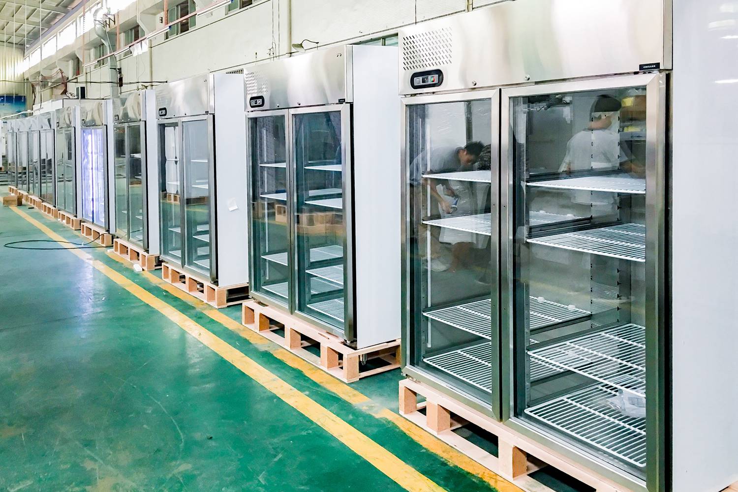 The Best Design of Reach In Refrigerator for Commercial Use