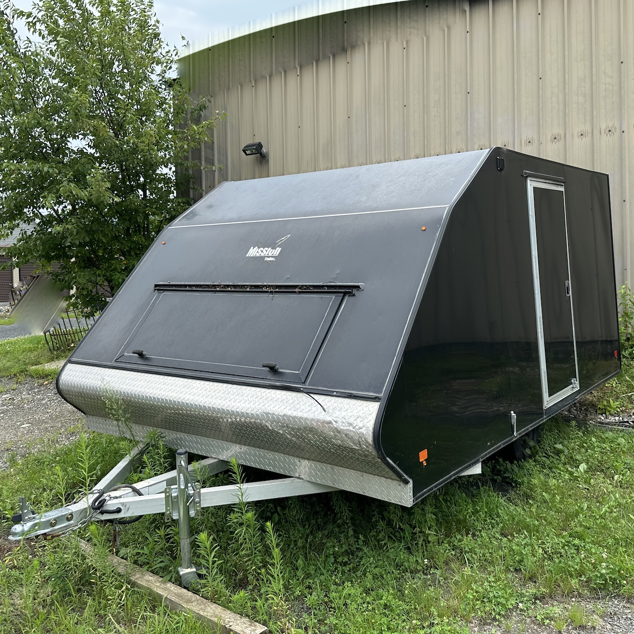 LOT 005 MISSION SNOWMOBILE TRAILER