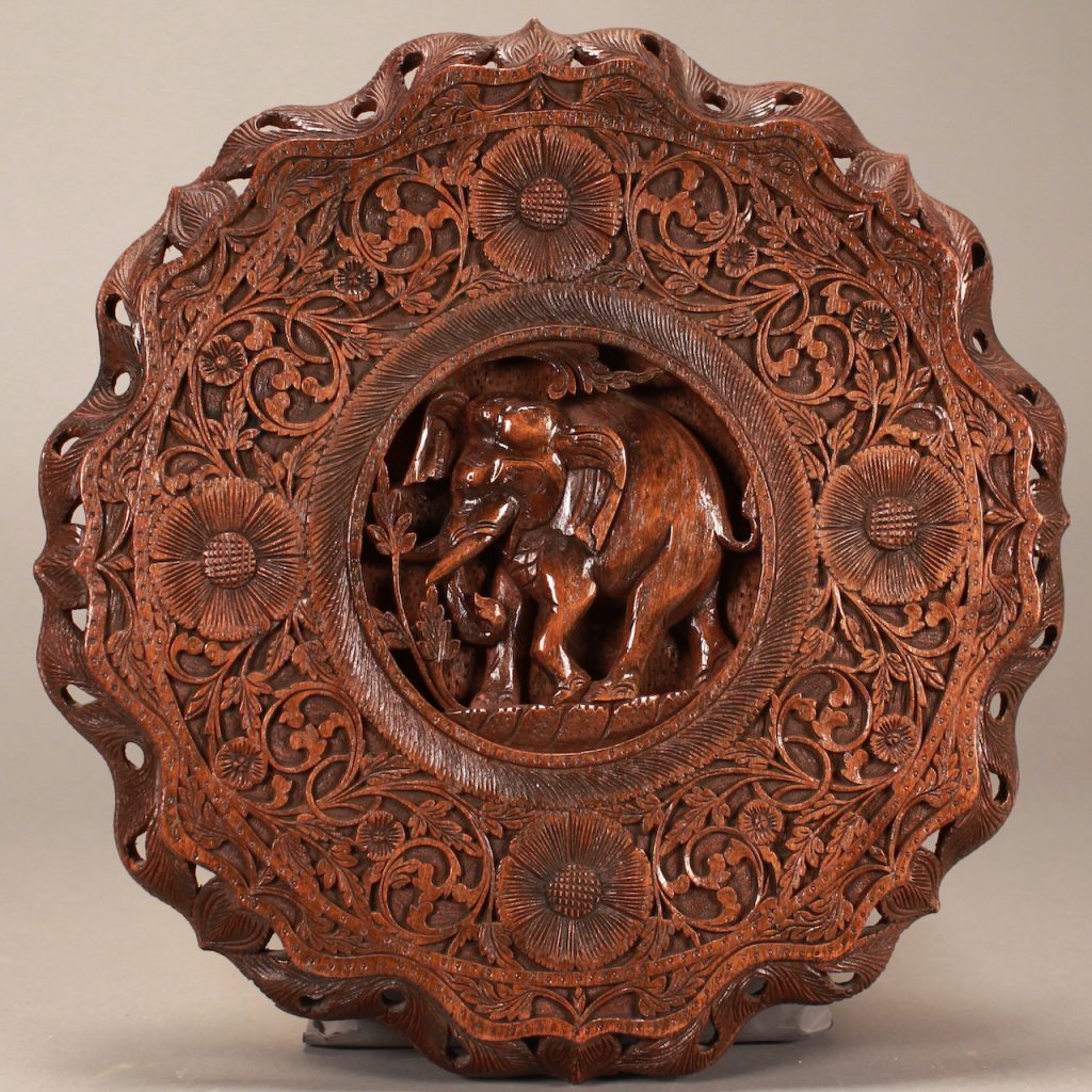LOT 145 ELEPHANT CARVED WOOD TABLE TOP, 18″(D)