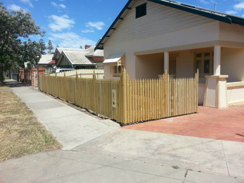 Timber Fencing Contractors Geelong