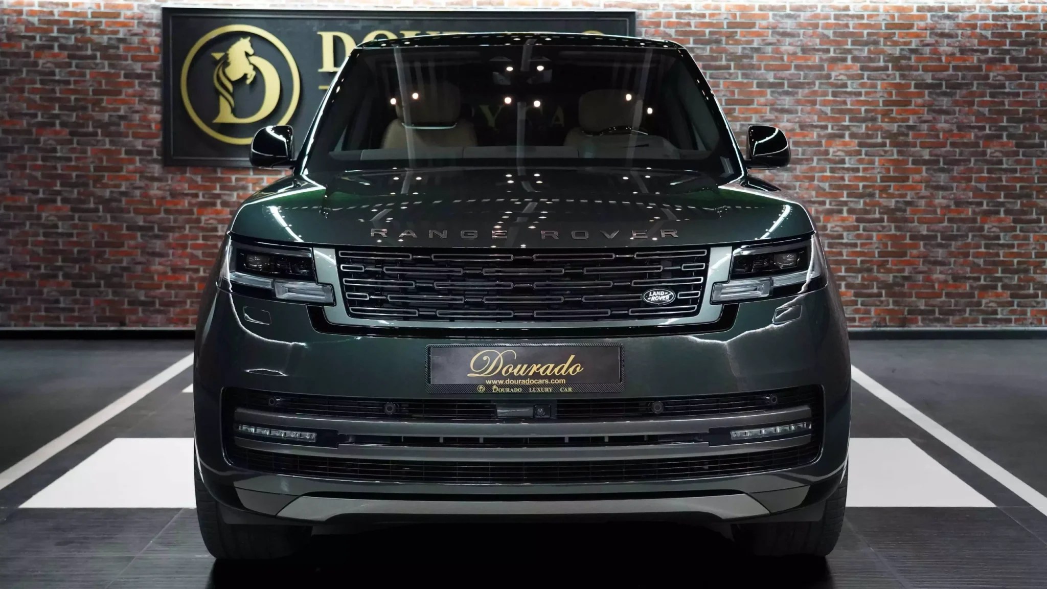Range Rover SV Autobiography Luxury Car The Ultimate in Luxury SUVs