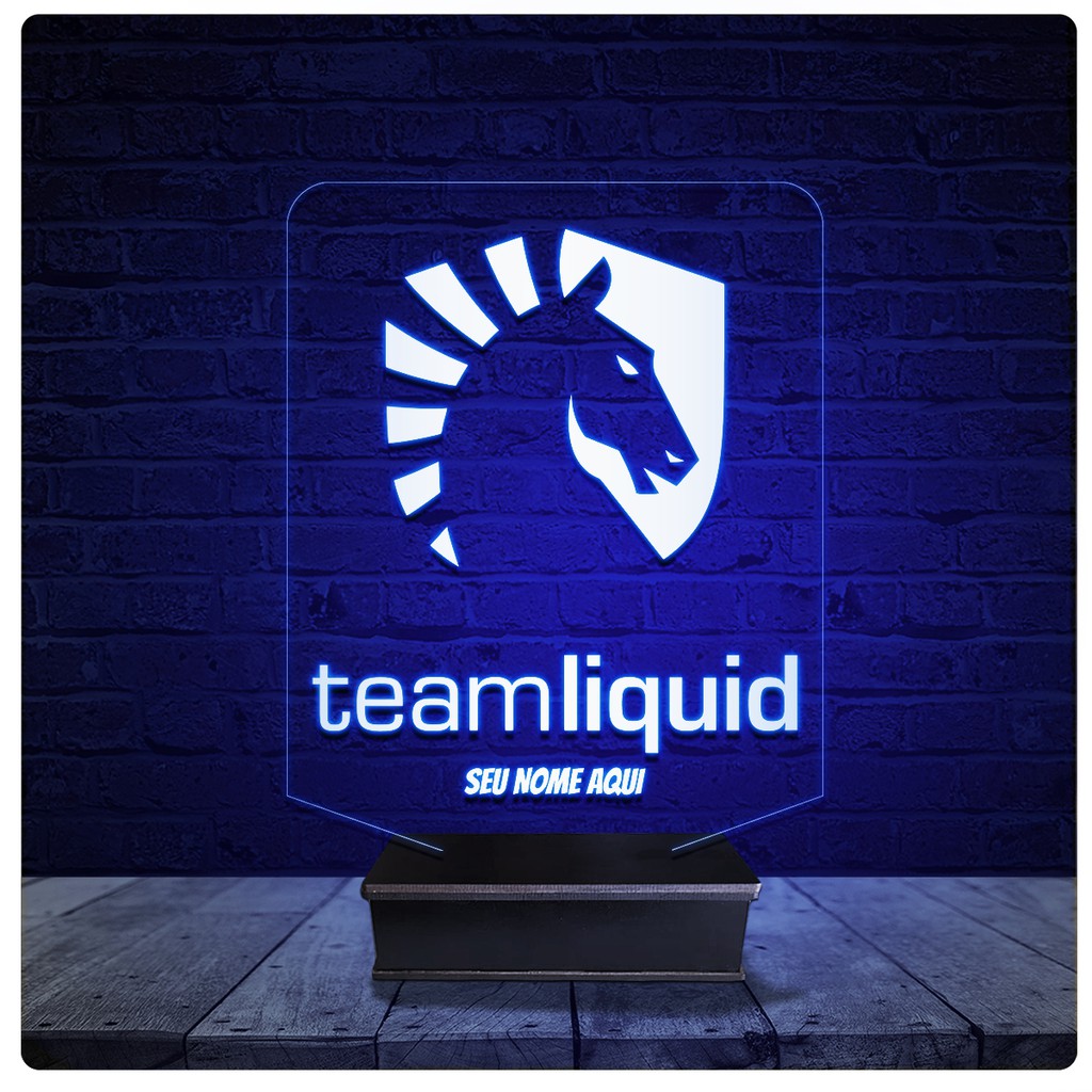 Luminária / abajur de acrílico, Luminárias Joinville / LIQUID FALLEN CS