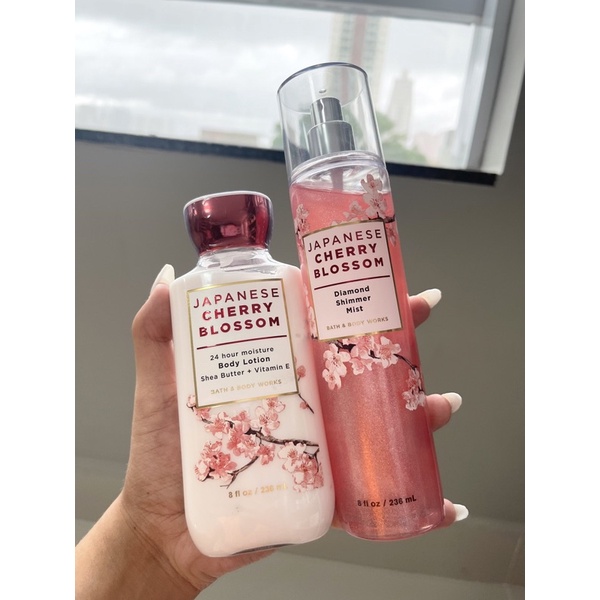 KIT BODY SPLASH JAPANESE CHERRY BLOSSOM SHIMMER + HIDRATANTE BATH&BODY