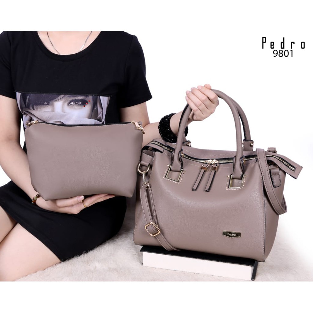 Jual PEDRO Clarines Agnes Handbags 2in1 Clemence Leather Hardware Gold