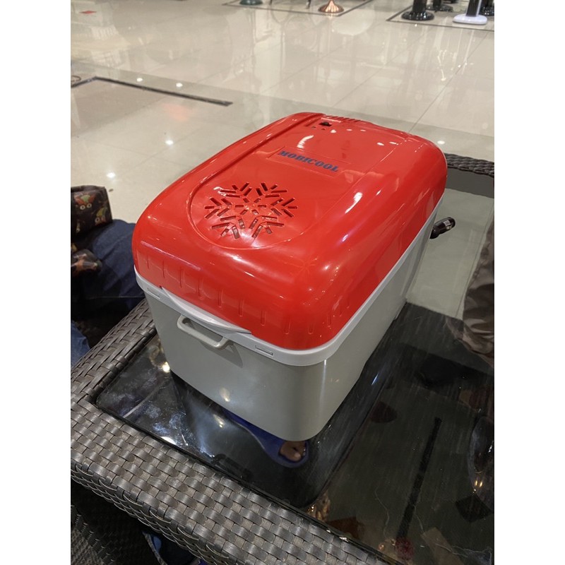 Jual Kulkas Mini Mobil Thermoelectric Cooler Box Pendingin Mobicool DC