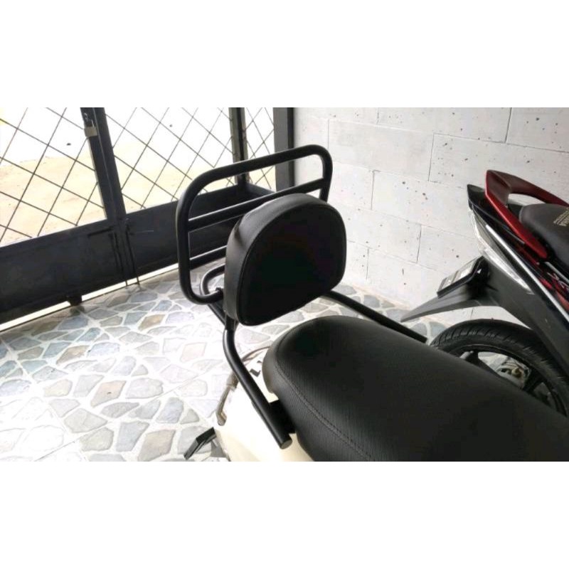 Jual backrack fazzio hybrid model vespa / aksesoris Yamaha fazzio