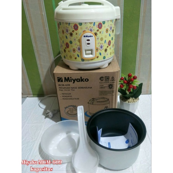Jual Rice Cooker Kecil Miyako MCM609 Magic Warmer Mini Plus 0.6 Liter