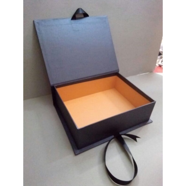 Jual Kotak kado/gift box/hard box 30x25x8cm Shopee Indonesia