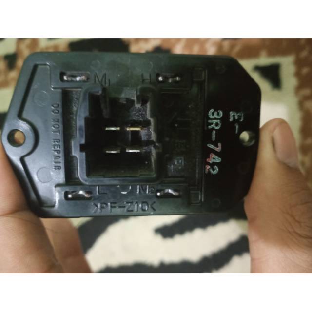 Jual Resistor motor blower ac mobil Shopee Indonesia