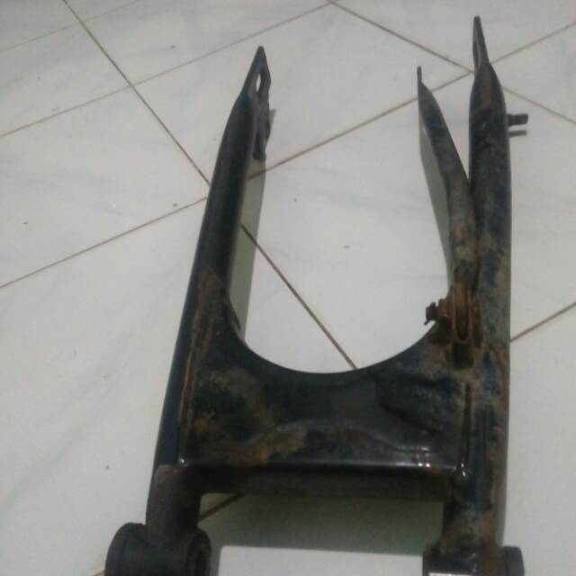 Jual swing arm suzuki thunder 125 original bekas Shopee Indonesia