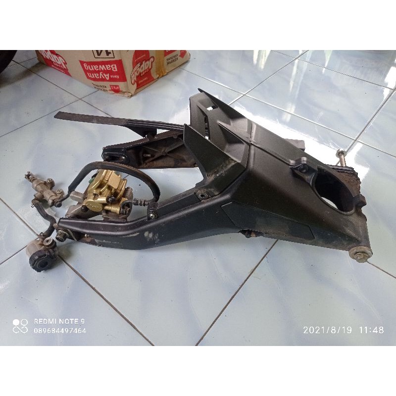 Jual swing arm seat pengereman yamaha r15 v3 vva copotan original