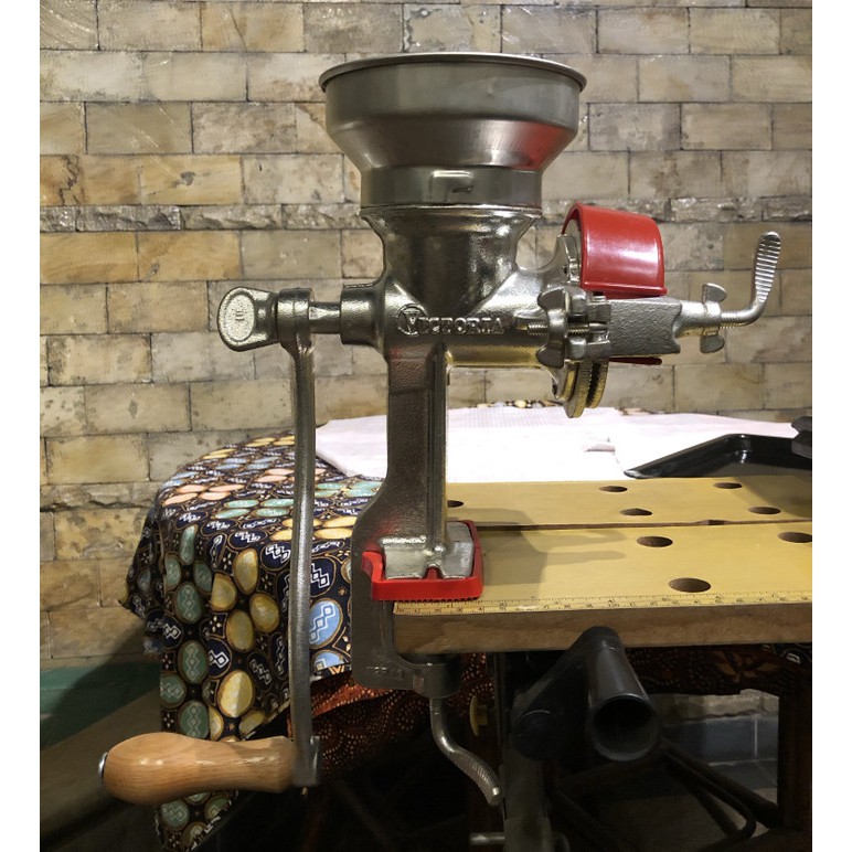 Jual Corn Masa Mill Grinder, Authentic VICTORIA Made in Colombia Shopee Indonesia