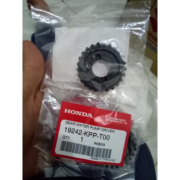Jual GEAR WATER PUMP CBR150/CB150R ORI THAILAND Shopee Indonesia