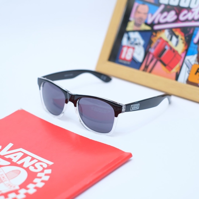 Jual VANS SUNGLASSES SPICOLI CLEAR BLACK 100ORIGINAL Shopee Indonesia