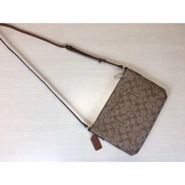 Jual TAS Coach East West Crossbody with Pop Up Pouch in Signature