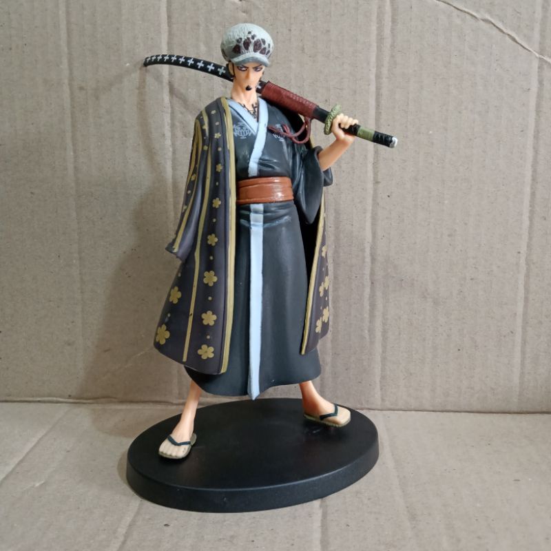 Jual Mainan Action Figure One Piece Action Figure Trafalgar Law Wano