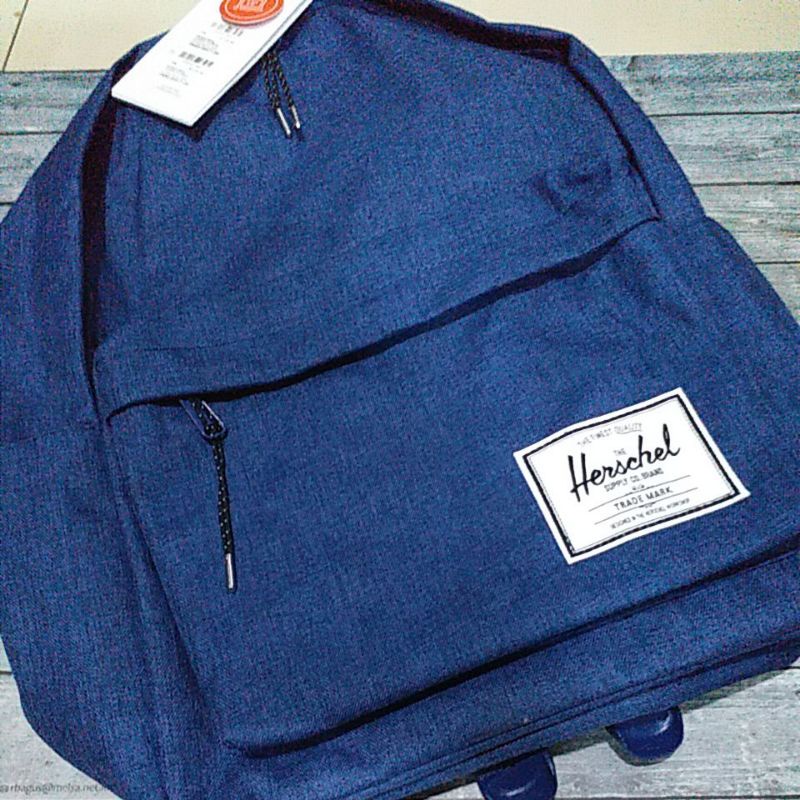 Jual Herschel Classic Backpack XL 30L Shopee Indonesia