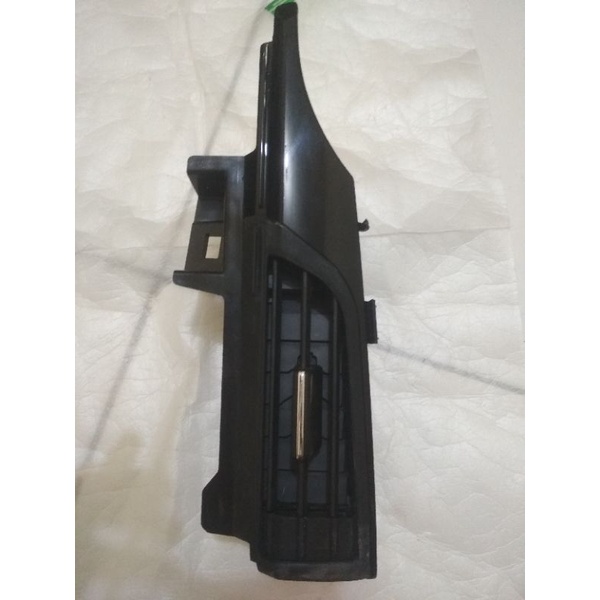 Jual grille ac yaris dan vios tahun 2015 kanan(RH Shopee Indonesia