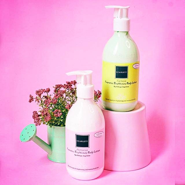 Jual SCARLETT WHITENING (Body lotion, shower scrub & acne serum