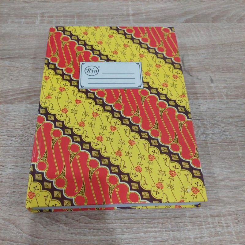 Jual Buku Folio 300 Lembar Ria / Buku Besar 300 Lembar Shopee Indonesia(04)
