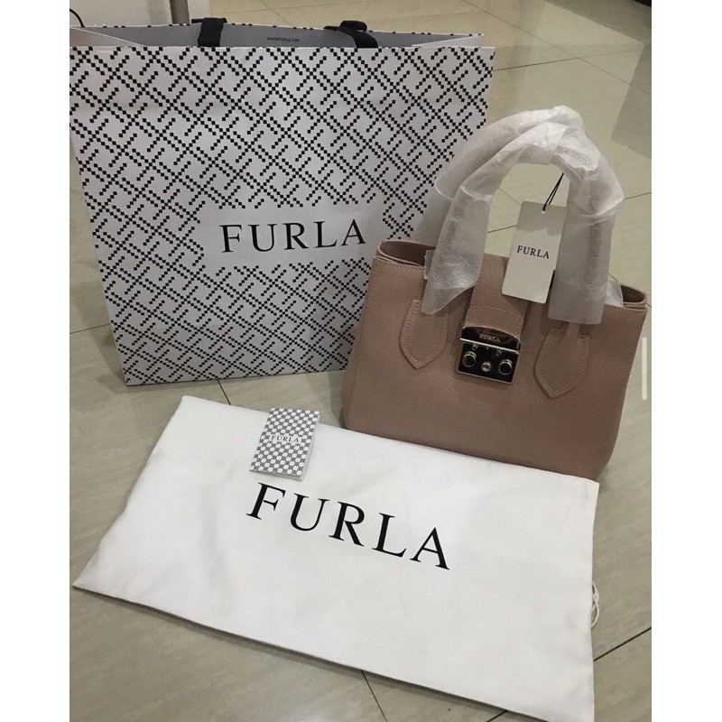 Jual Furla Metropolis Tote Small Moonstone Shopee Indonesia