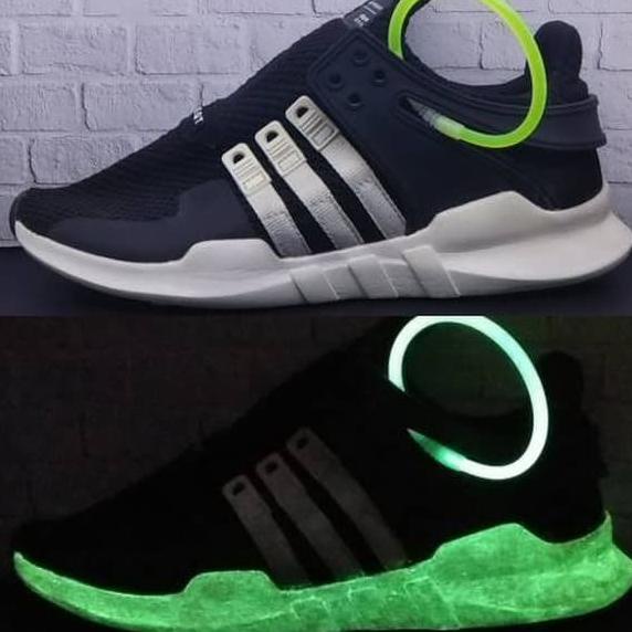 Jual Cat Glow In The Dark 100Gr (Bisa Utk Sepatu,Baju,Kayu,Tembok,Dll