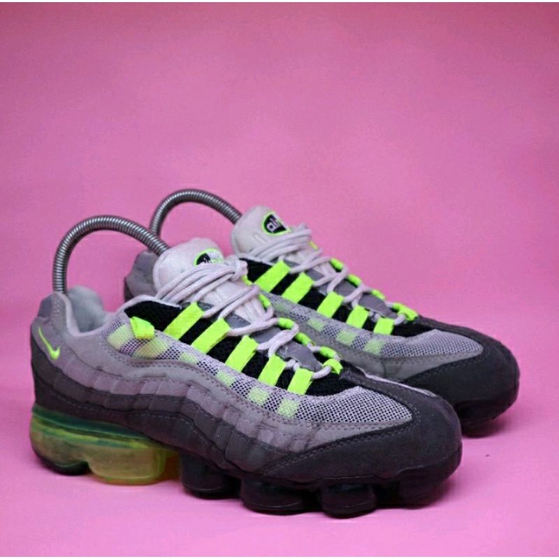 Jual Nike Vapormax gray green stabilo 2021 (preloved) Shopee Indonesia